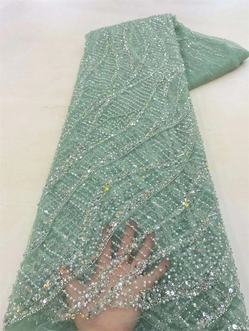 African Sequins Beaded Groom L – обзор и цена Glitter Tablecloth
