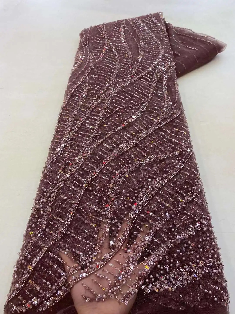 African Sequins Beaded Groom L – обзор и цена Glitter Tablecloth