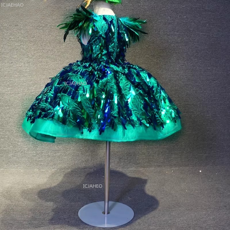 Kids Girls Green Sequin Short  – обзор и цена Glitter Tablecloth