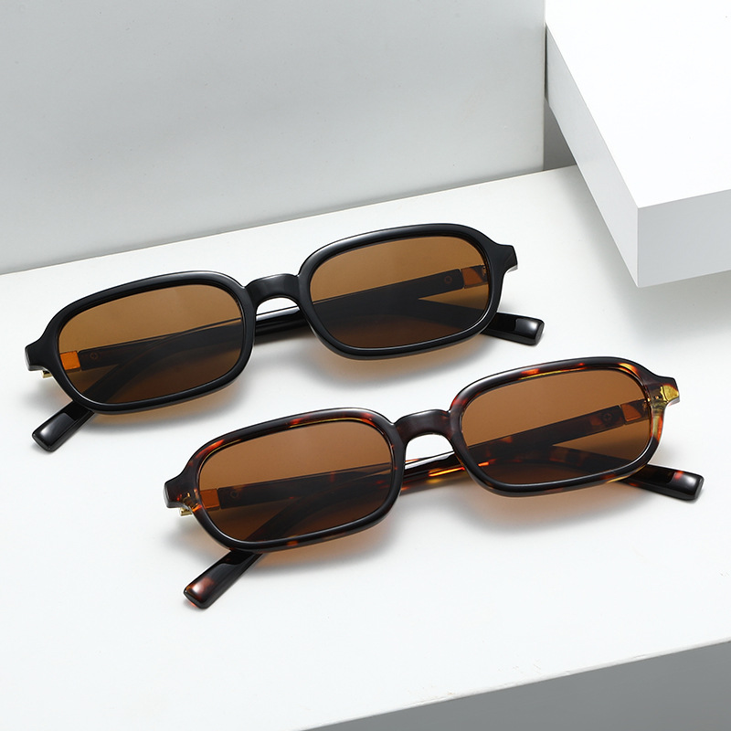 New Small Square Frame Sunglas – обзор и цена Photo Booth Frame